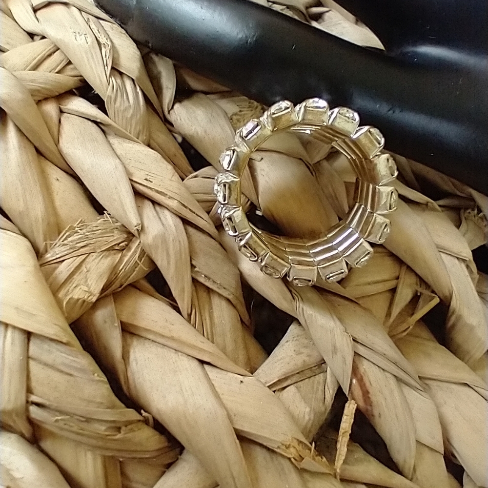 Crystal stretch ring - Picture 6 of 12